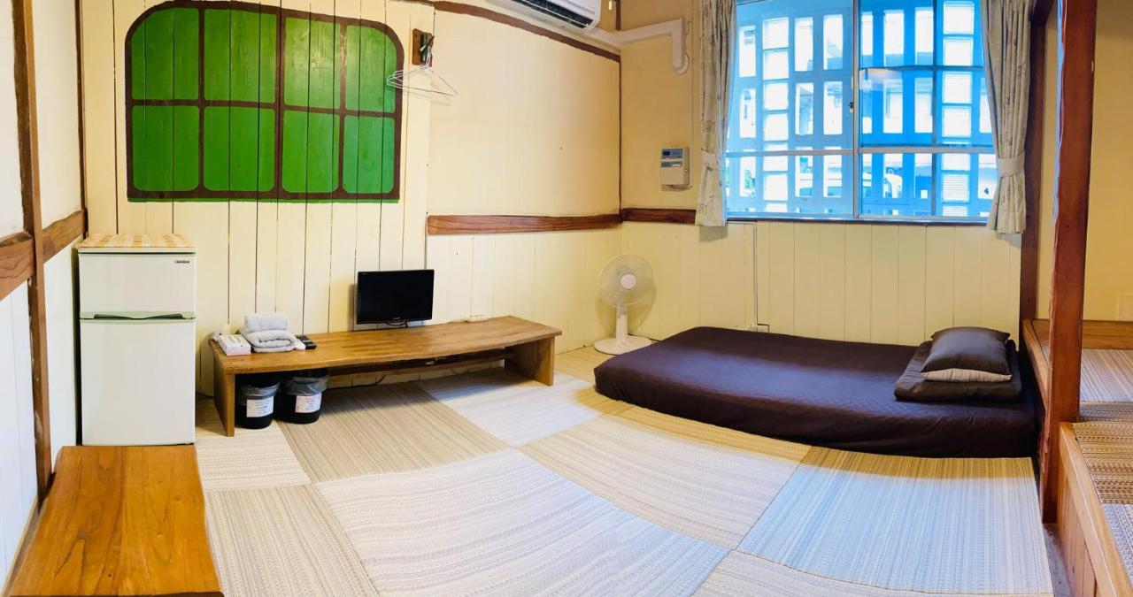 Hotel ペンションやいま日和 Ishigaki  Esterno foto